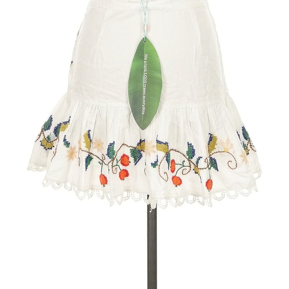 New! Farm Rio Pitanga Embroidered Ruffle Hem Mini Skirt Off-White NWT Size XS - Picture 8 of 14